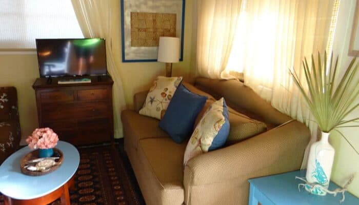 Kings with Kichenette Gallery